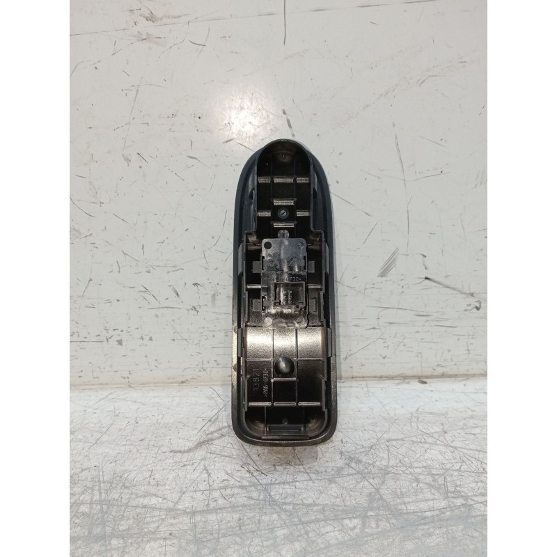 Recambio de mando elevalunas delantero derecho para peugeot 308 i (4a_, 4c_) 1.6 hdi referencia OEM IAM 96565184xt 53269801  