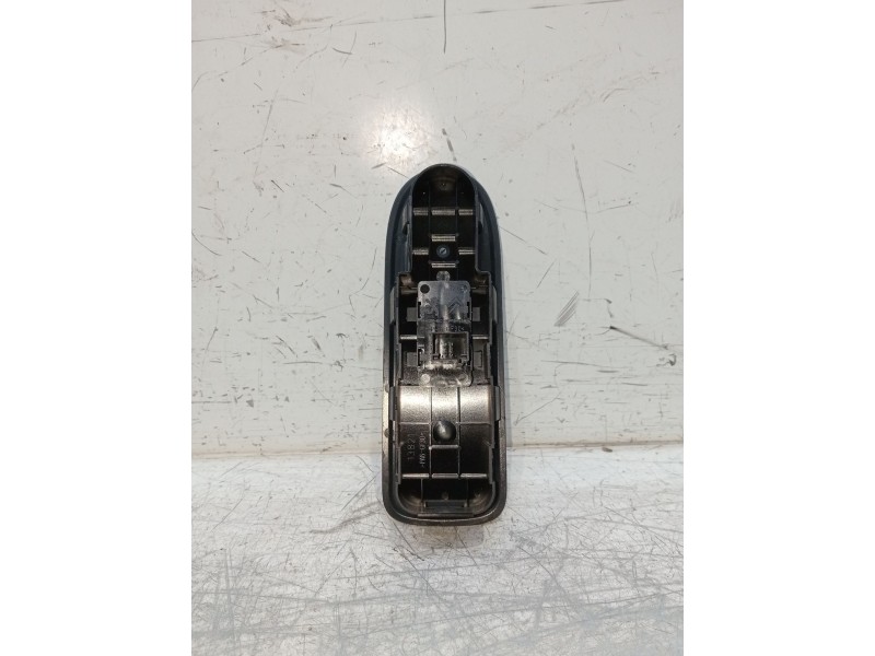 Recambio de mando elevalunas delantero derecho para peugeot 308 i (4a_, 4c_) 1.6 hdi referencia OEM IAM 96565184xt 53269801  