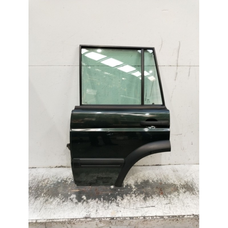 Recambio de puerta trasera izquierda para land rover discovery ii (l318) 2.5 td5 4x4 referencia OEM IAM   5p