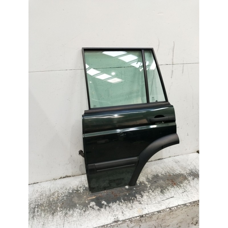Recambio de puerta trasera izquierda para land rover discovery ii (l318) 2.5 td5 4x4 referencia OEM IAM   5p