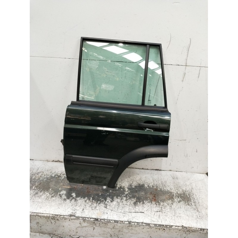 Recambio de puerta trasera izquierda para land rover discovery ii (l318) 2.5 td5 4x4 referencia OEM IAM   5p