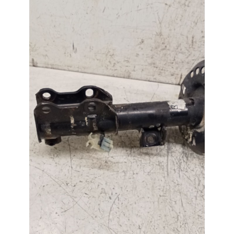 Recambio de amortiguador delantero izquierdo para mercedes-benz vito (w639) basic, combi referencia OEM IAM   