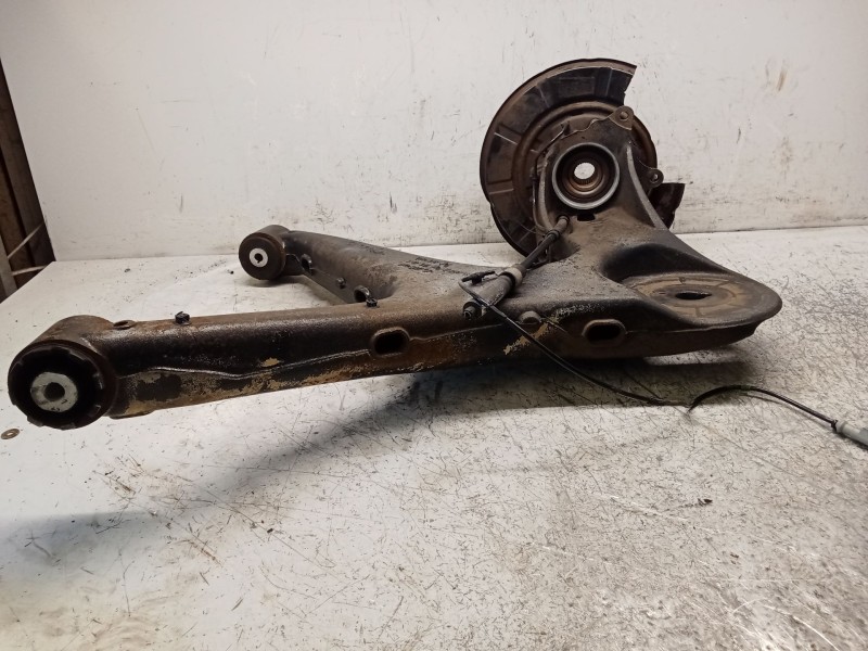 Recambio de mangueta trasera derecha para mercedes-benz vito (w639) basic, combi referencia OEM IAM   