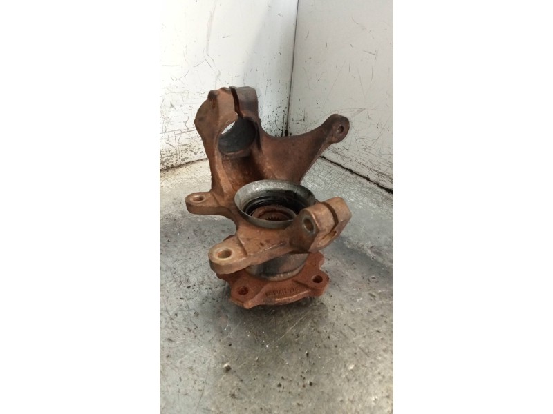 Recambio de mangueta delantera derecha para ford escort berl./turn./cab./express básico berlina referencia OEM IAM   