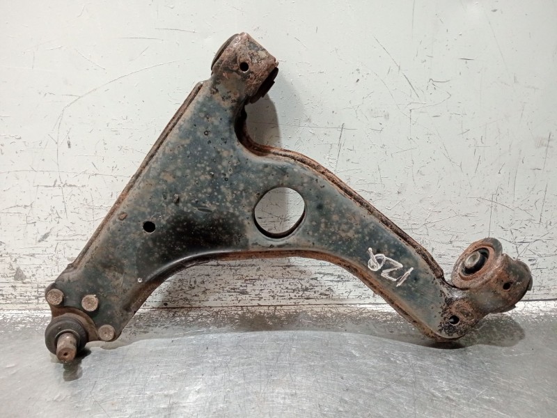 Recambio de brazo suspension inferior delantero izquierdo para opel astra h berlina referencia OEM IAM   