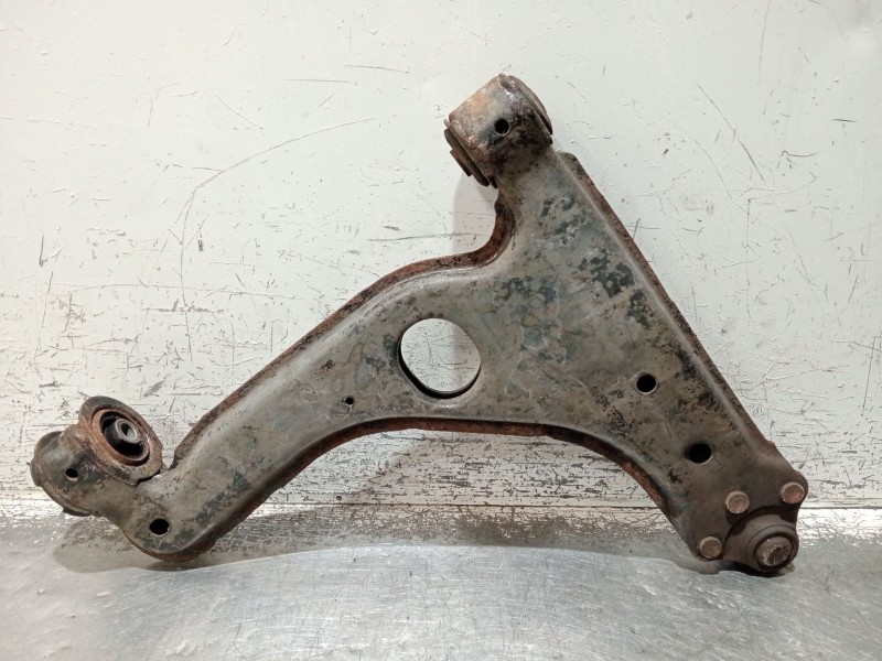 Recambio de brazo suspension inferior delantero izquierdo para opel astra h berlina referencia OEM IAM   