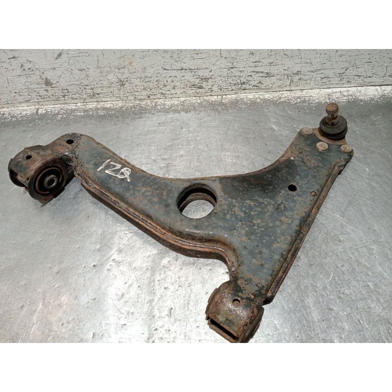 Recambio de brazo suspension inferior delantero izquierdo para opel astra h berlina referencia OEM IAM   