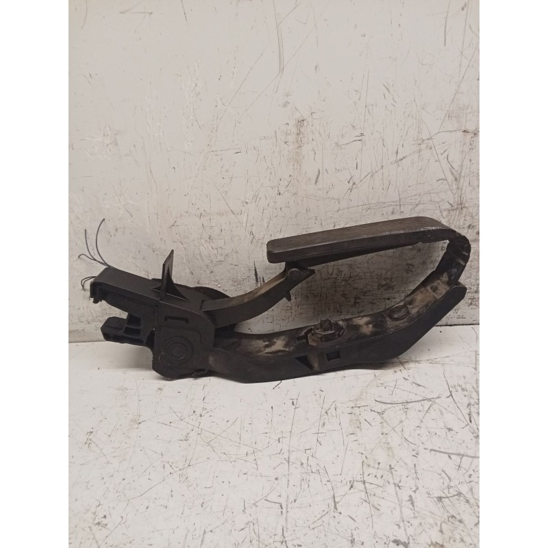 Recambio de potenciometro pedal para mercedes-benz clase e (w211) berlina referencia OEM IAM 2113000404  