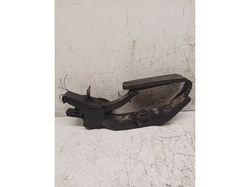 Recambio de potenciometro pedal para mercedes-benz clase e (w211) berlina referencia OEM IAM 2113000404  