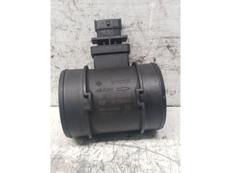 Recambio de caudalimetro para opel antara cosmo 4x4 referencia OEM IAM 0281002618 55350048 