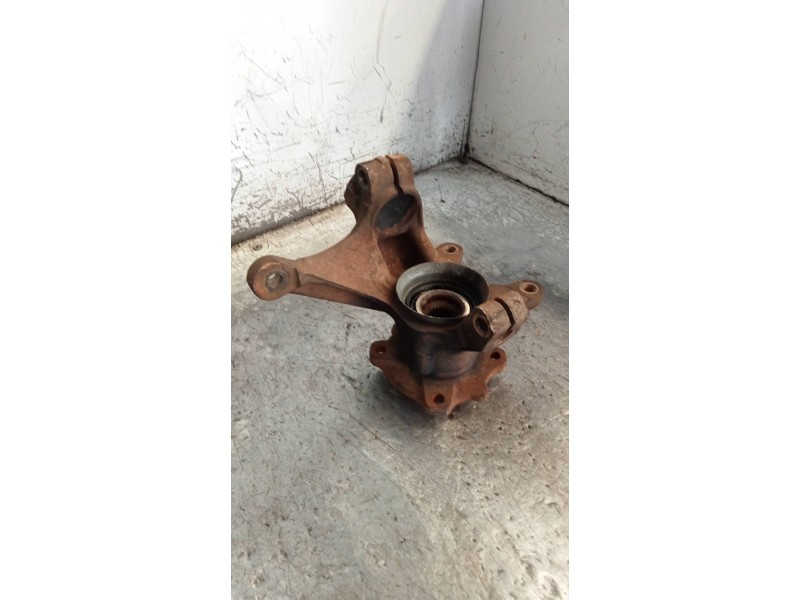 Recambio de mangueta delantera izquierda para ford escort berl./turn./cab./express básico berlina referencia OEM IAM   