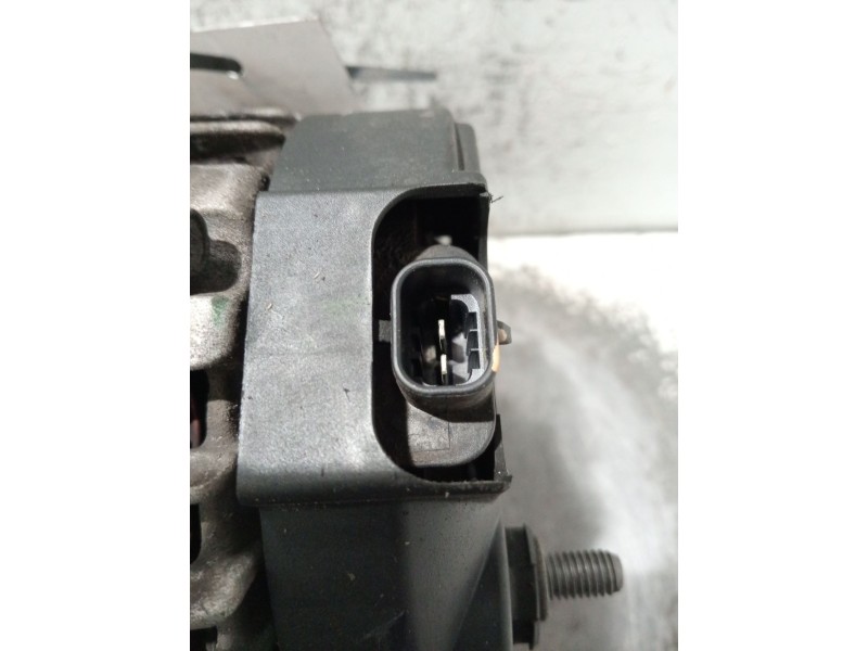 Recambio de alternador para opel insignia a (g09) 2.0 cdti (68) referencia OEM IAM 13502582 2650800A 