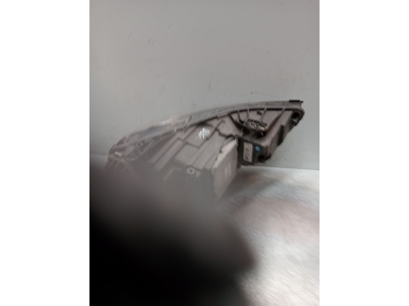 Recambio de faro izquierdo para opel insignia b sports tourer (z18) 2.0 cdti (35) referencia OEM IAM 39102888 662588537  