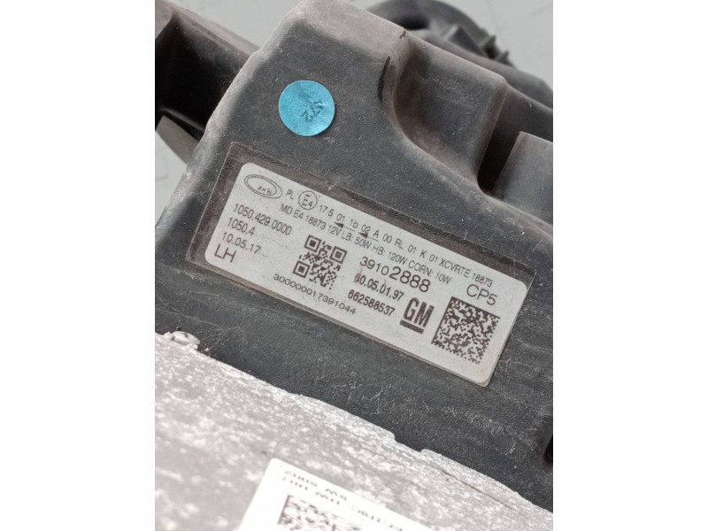 Recambio de faro izquierdo para opel insignia b sports tourer (z18) 2.0 cdti (35) referencia OEM IAM 39102888 662588537  