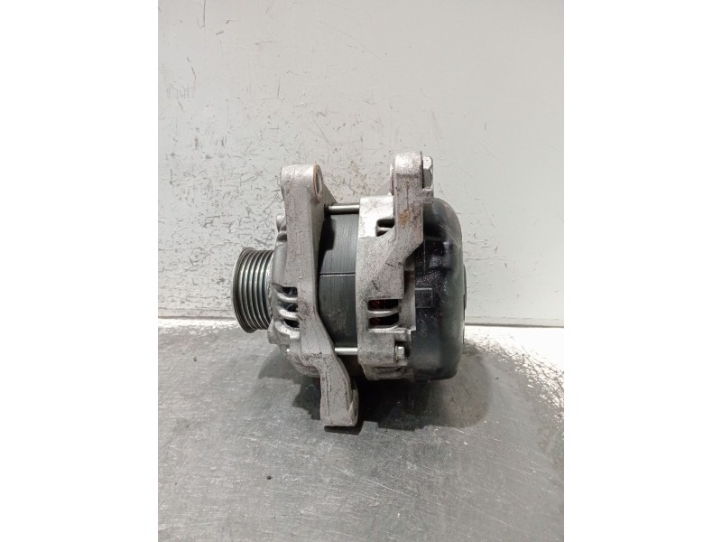 Recambio de alternador para toyota yaris live referencia OEM IAM 27060ON100 MS1042113130 