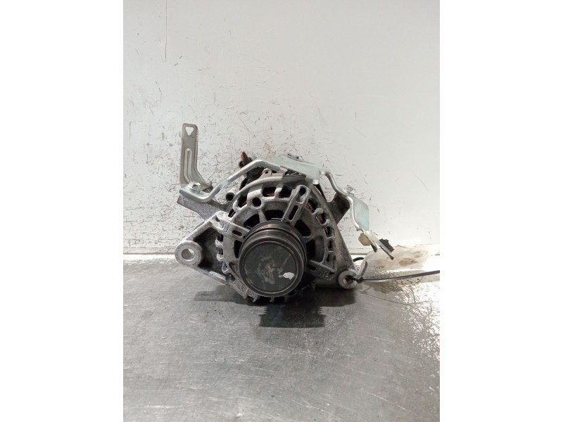 Recambio de alternador para toyota yaris active referencia OEM IAM 270600Y270 2710755B 