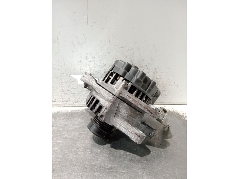 Recambio de alternador para toyota yaris active referencia OEM IAM 270600Y270 2710755B 