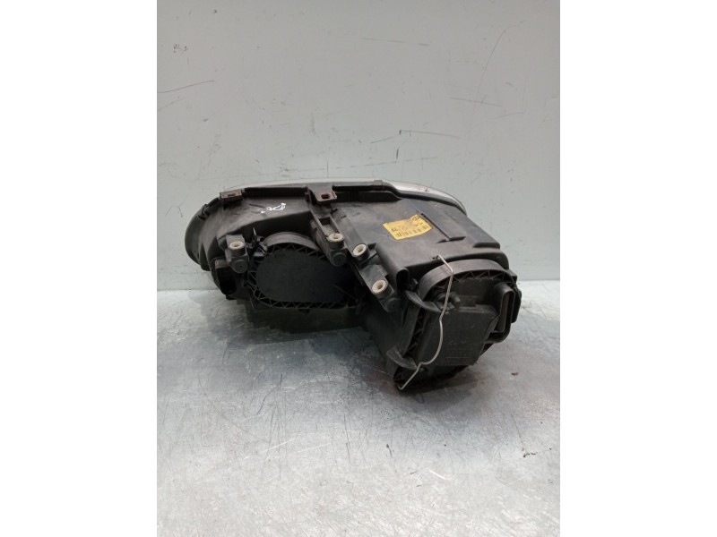Recambio de faro derecho para volkswagen touran (1t1, 1t2) 2.0 tdi referencia OEM IAM 0301205202 1t0941006d  