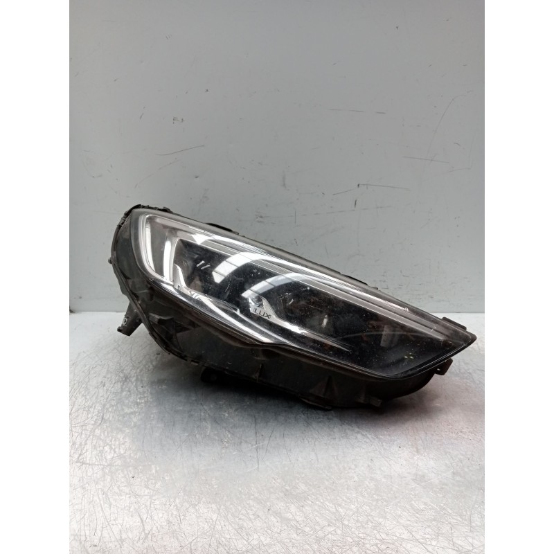 Recambio de faro derecho para opel insignia b sports tourer (z18) 2.0 cdti (35) referencia OEM IAM 39102889 662588537  