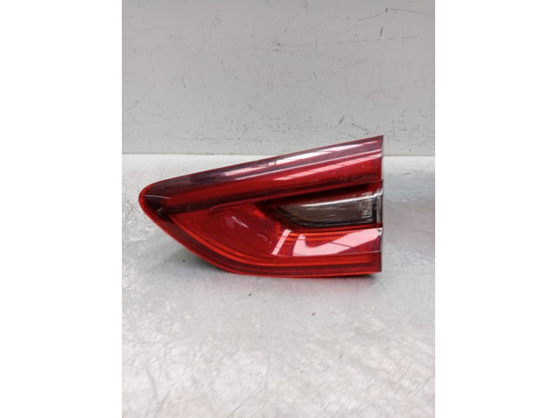 Recambio de piloto trasero derecho interior para opel insignia b sports tourer (z18) 2.0 cdti (35) referencia OEM IAM 39107539 2