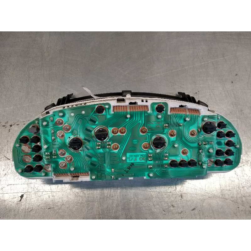 Recambio de cuadro instrumentos para kia carnival ii 2.9 crdi cat referencia OEM IAM 0K52A55430 L2A 20036430 305510A0033