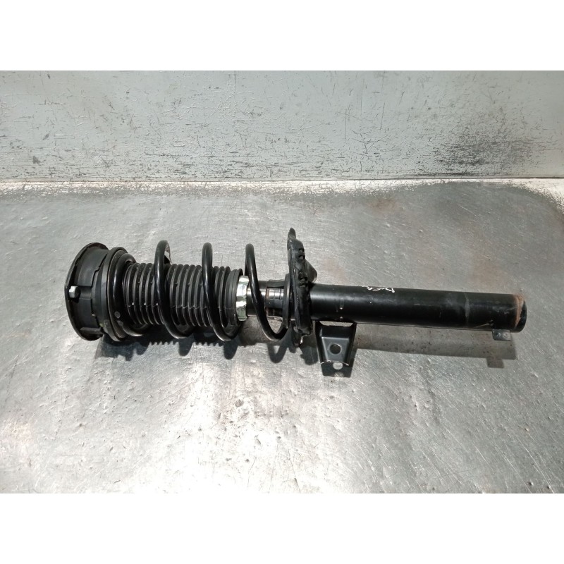 Recambio de amortiguador delantero derecho para seat leon sportstourer (kl8) referencia OEM IAM 5WA413023F  