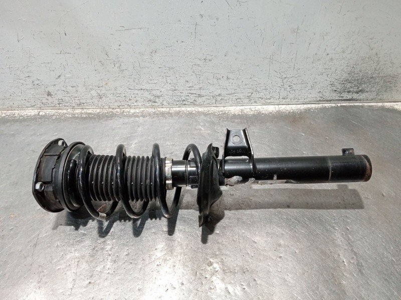 Recambio de amortiguador delantero izquierdo para seat leon sportstourer (kl8) referencia OEM IAM 5WA413023F  