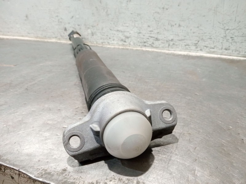 Recambio de amortiguador trasero derecho para seat leon sportstourer (kl8) referencia OEM IAM 5WA512013AE 801401000594 