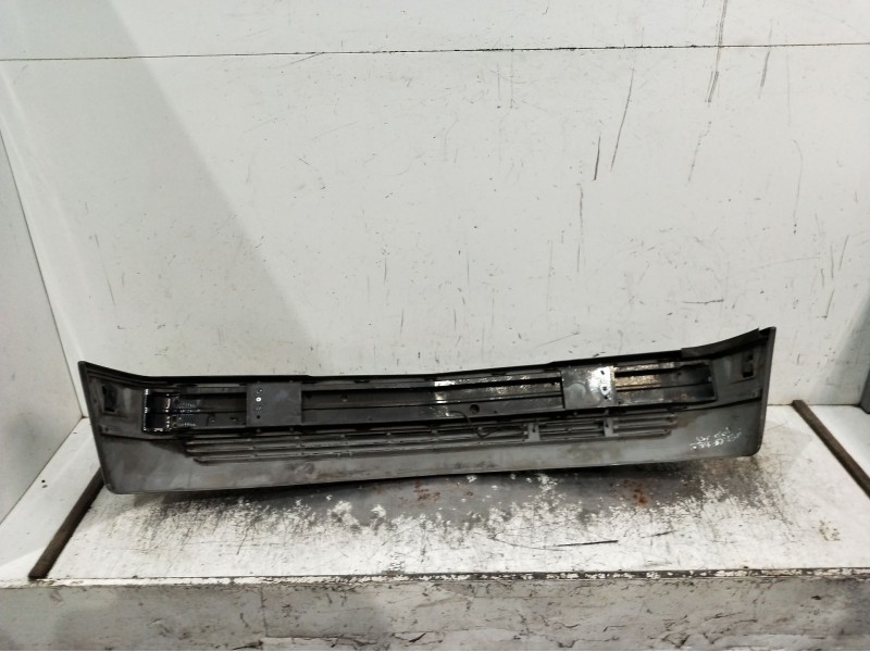 Recambio de paragolpes delantero para mercedes-benz clase c (w201) berlina referencia OEM IAM   