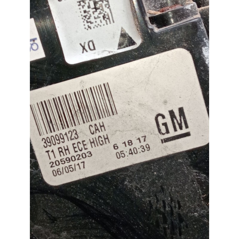 Recambio de piloto trasero derecho para opel insignia b sports tourer (z18) 2.0 cdti (35) referencia OEM IAM 39099123 20590203  