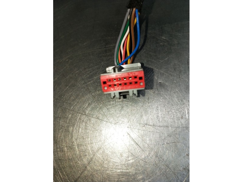 Recambio de retrovisor izquierdo para ford puma referencia OEM IAM   eléctrico