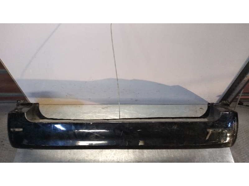Recambio de paragolpes trasero para kia carnival referencia OEM IAM   