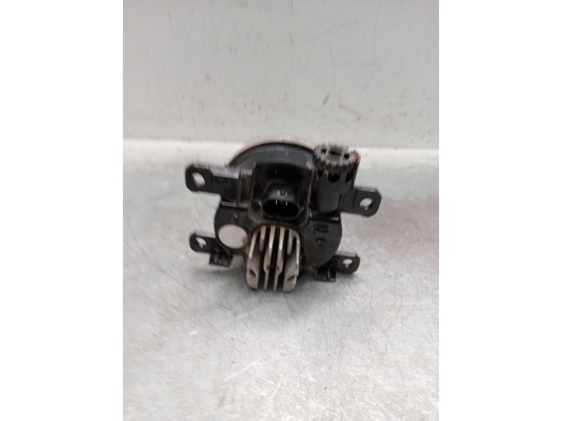 Recambio de faro antiniebla derecho para peugeot 2008 i van (cu_) bluehdi 100 (cuyhym) referencia OEM IAM 9826960480  