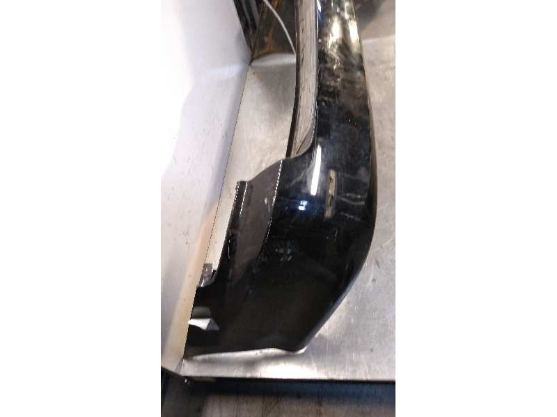 Recambio de paragolpes trasero para kia carnival referencia OEM IAM   