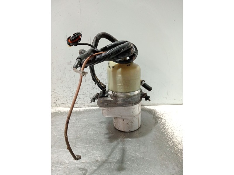 Recambio de bomba direccion para opel astra h berlina referencia OEM IAM 1040085003094  