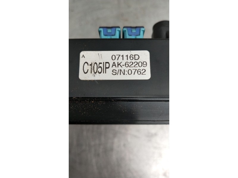 Recambio de caja reles / fusibles para opel antara cosmo 4x4 referencia OEM IAM 07116D AK62209 