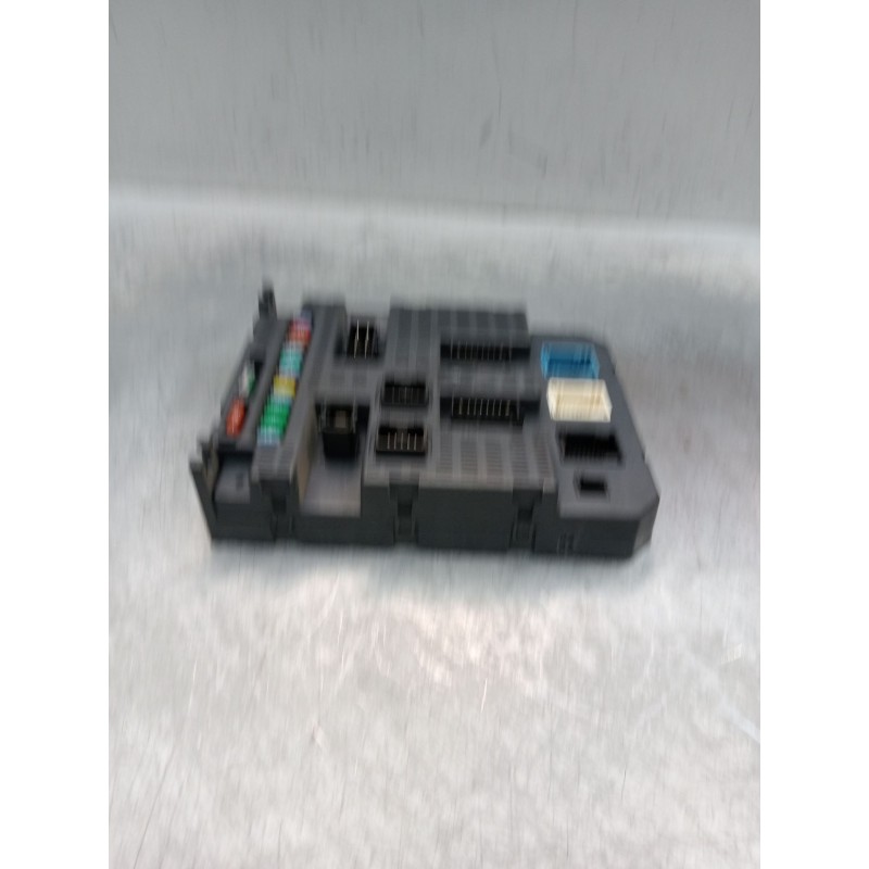 Recambio de caja reles / fusibles para peugeot 308 i (4a_, 4c_) 1.6 hdi referencia OEM IAM 9663798180  