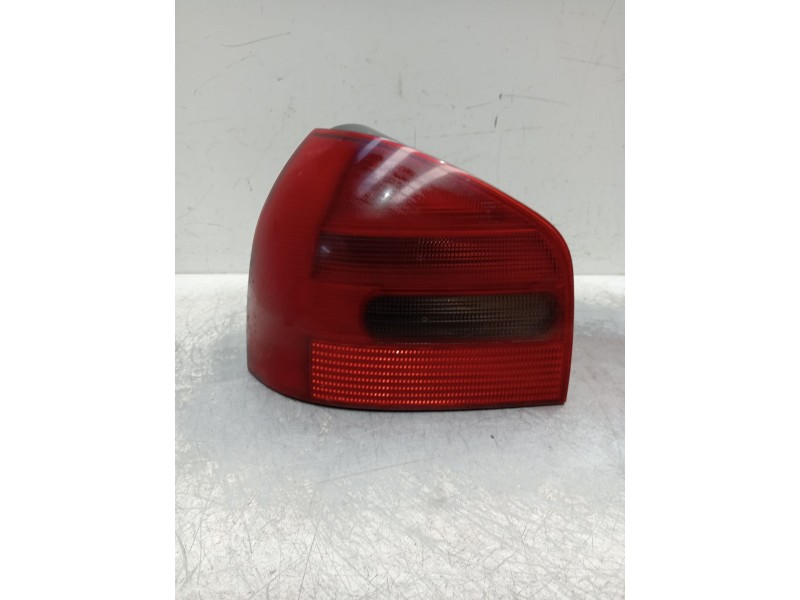 Recambio de piloto trasero izquierdo para audi a3 (8l1) 1.9 tdi referencia OEM IAM 8l0945095a  