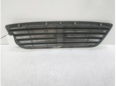 Recambio de rejilla delantera para kia carnival ii 2.9 crdi cat referencia OEM IAM    2
