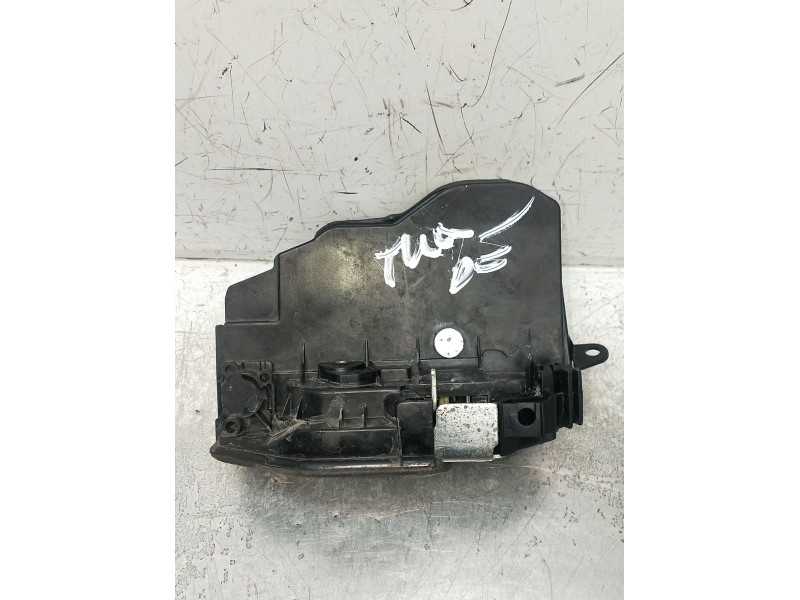 Recambio de motor cierre centralizado trasero derecho para bmw x3 (f25) referencia OEM IAM 7318414  