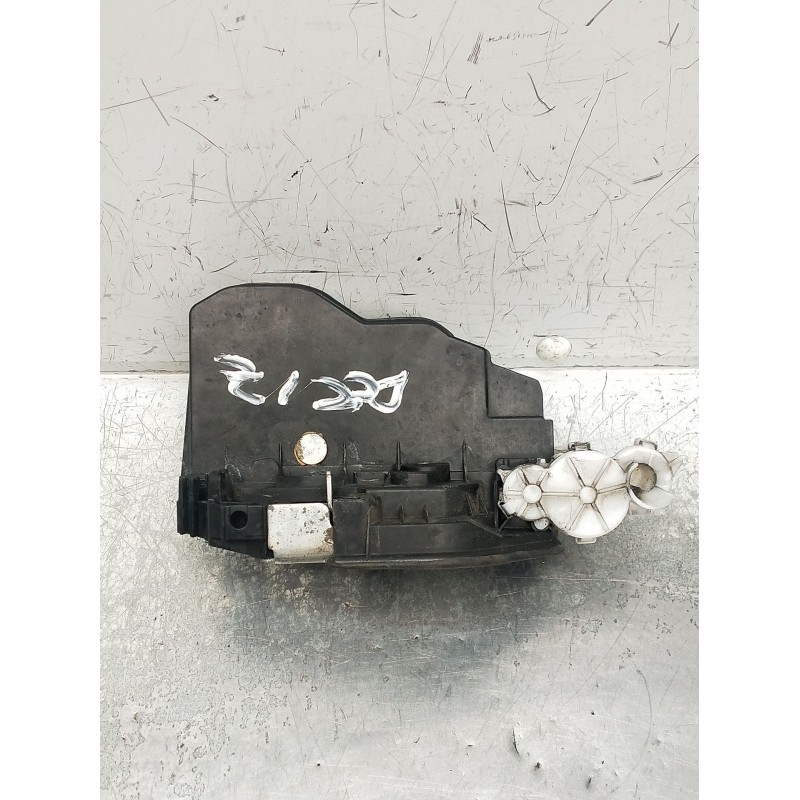 Recambio de motor cierre centralizado delantero izquierdo para bmw x3 (f25) referencia OEM IAM 7318409  