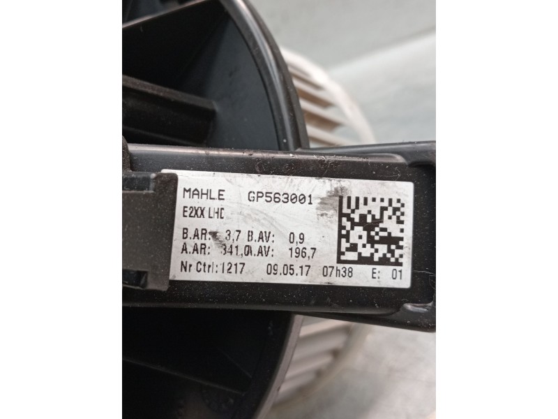 Recambio de motor calefaccion para opel insignia b sports tourer (z18) 2.0 cdti (35) referencia OEM IAM gp563001  