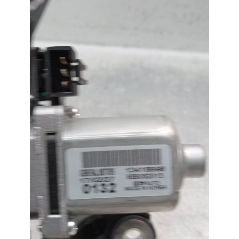 Recambio de motor limpia trasero para opel insignia b sports tourer (z18) 2.0 cdti (35) referencia OEM IAM 13418998 689062013  