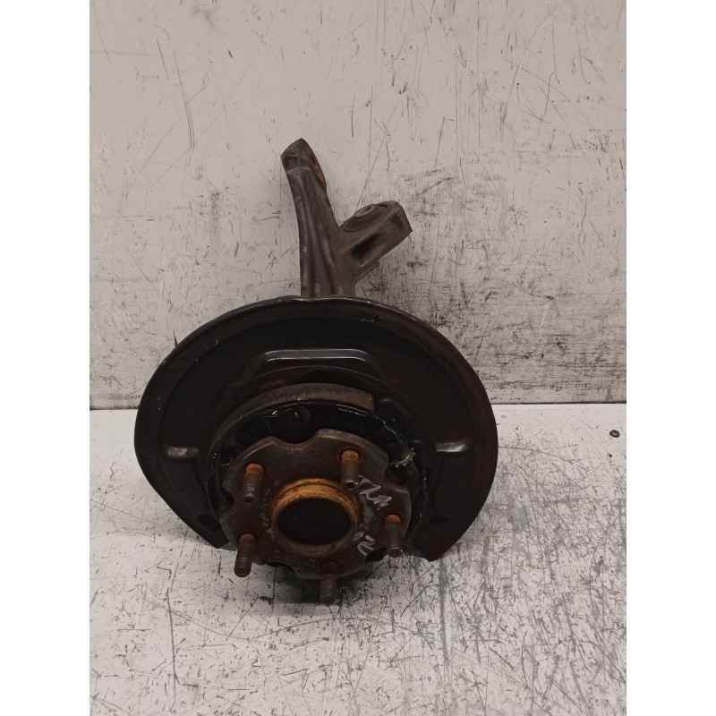 Recambio de mangueta trasera izquierda para toyota avensis berlina (t25) 2.2 d-4d clean power executive berlina (5-ptas.) refere