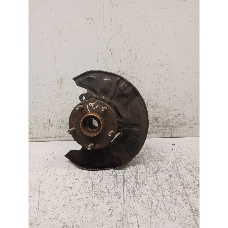 Recambio de mangueta delantera izquierda para toyota avensis berlina (t25) 2.2 d-4d clean power executive berlina (5-ptas.) refe