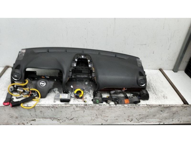 Recambio de kit airbag para opel antara cosmo 4x4 referencia OEM IAM 96810868  