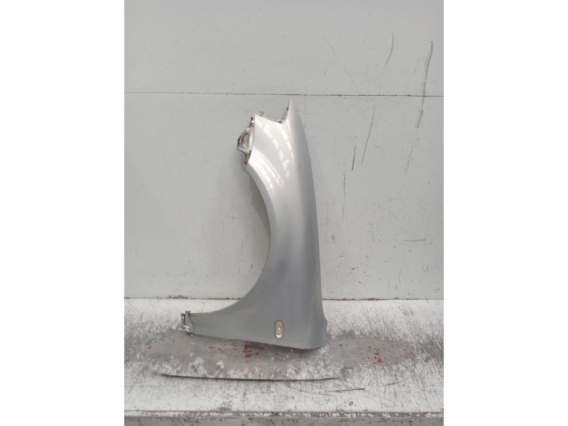 Recambio de aleta delantera izquierda para volkswagen passat b5 (3b2) 1.8 t referencia OEM IAM   