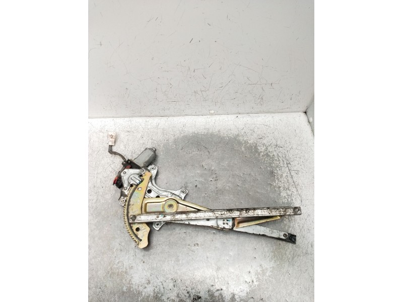 Recambio de elevalunas delantero izquierdo para toyota corolla (e11) referencia OEM IAM 8572012170 3P 