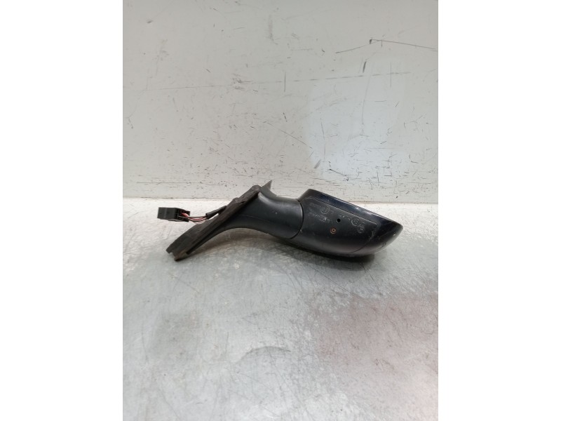 Recambio de retrovisor derecho para audi a3 (8l1) 1.9 tdi referencia OEM IAM   