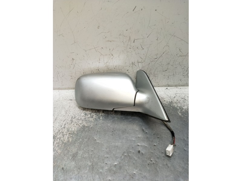 Recambio de retrovisor derecho para toyota corolla (e11) referencia OEM IAM  ELECTRICO 